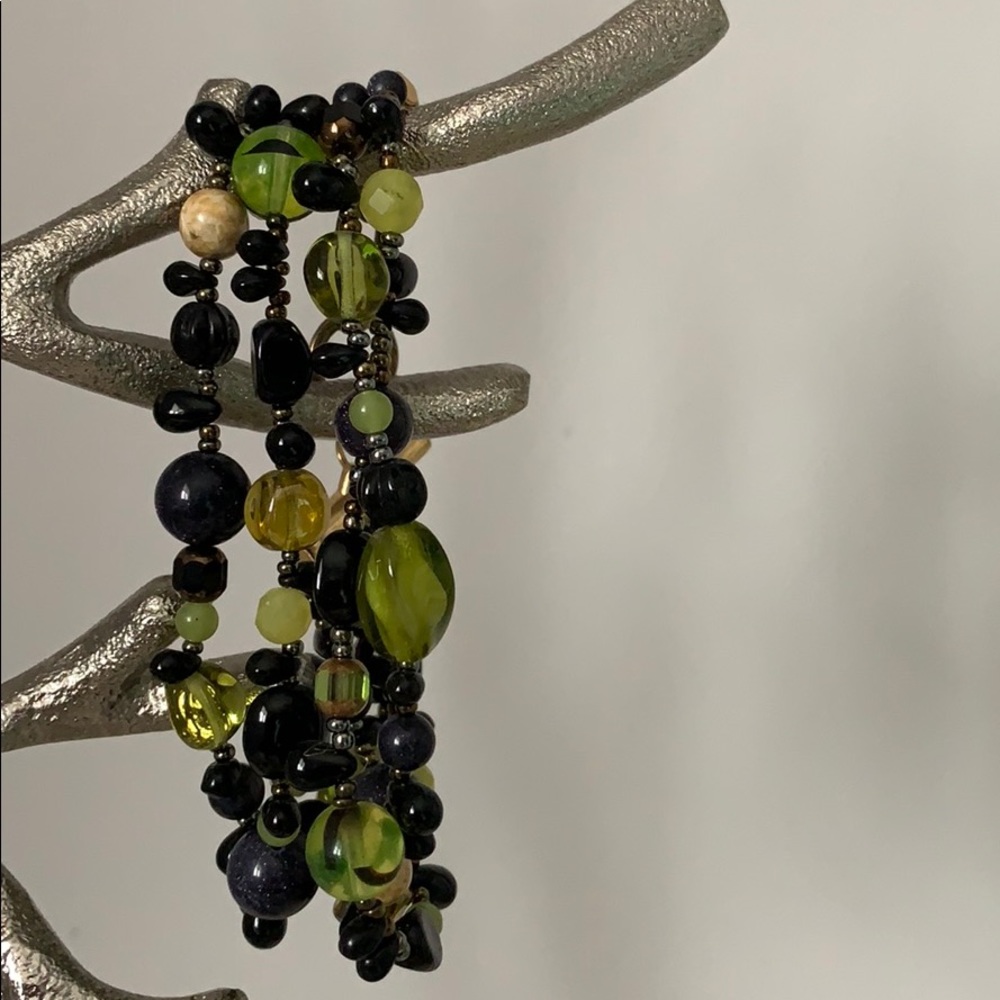 7.5” Black and green stone bracelet